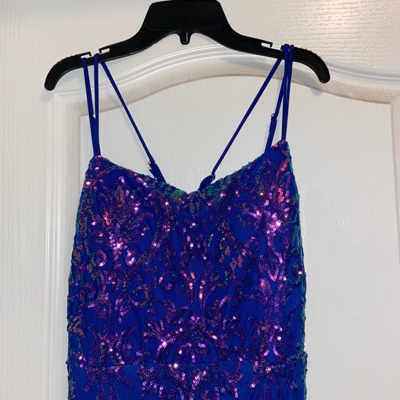 Size M, Windsor Prom dress - Picture 4 of 5